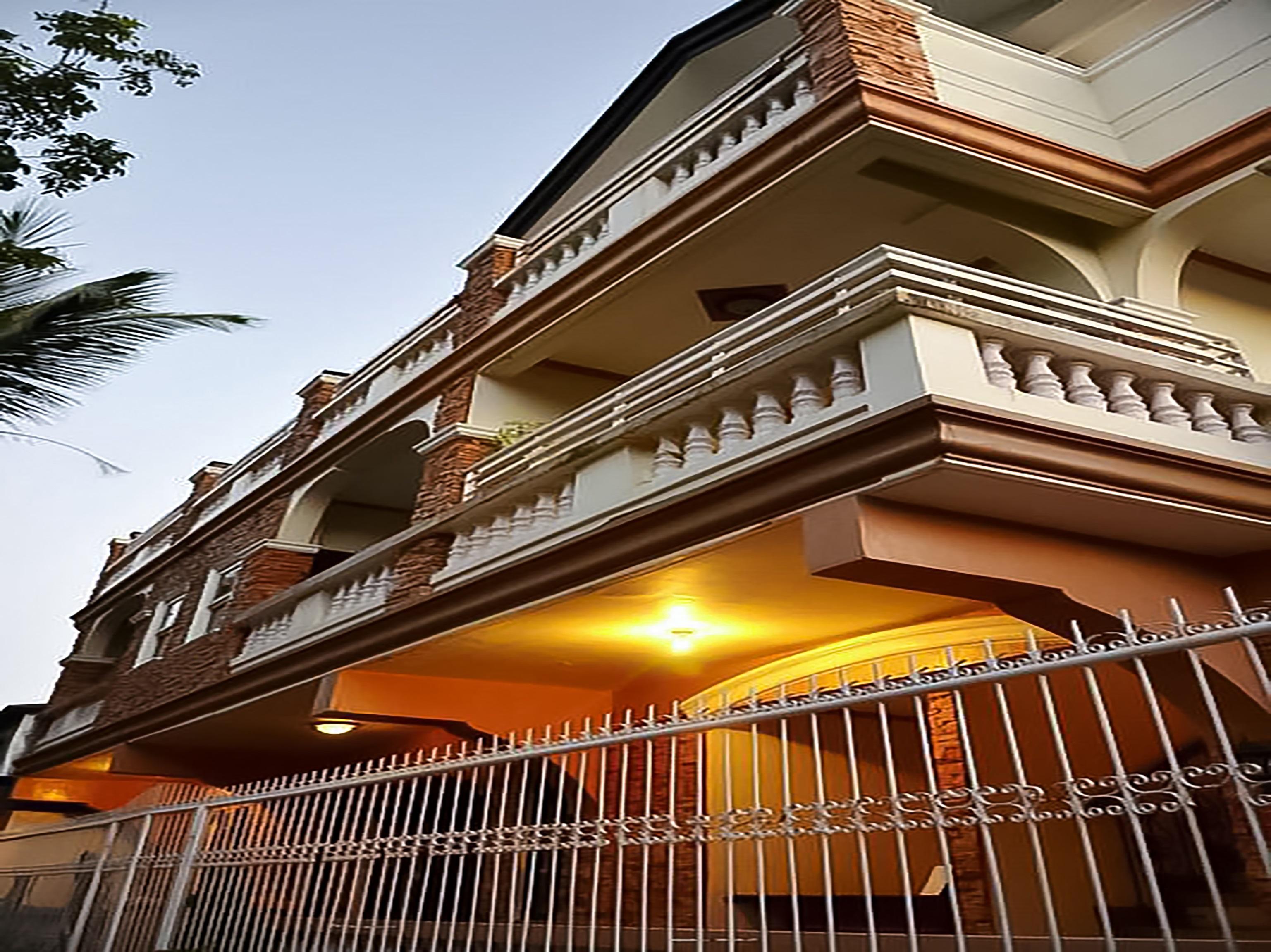 Casa D' Estrella Apartelle Balabag  Exterior photo